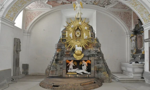 Foto: Staatliche Schlösser und Gärten Baden-Württemberg, Felix Muhle Kloster Schöntal, Heiliges Grab in der Klosterkirche an Karfreitag